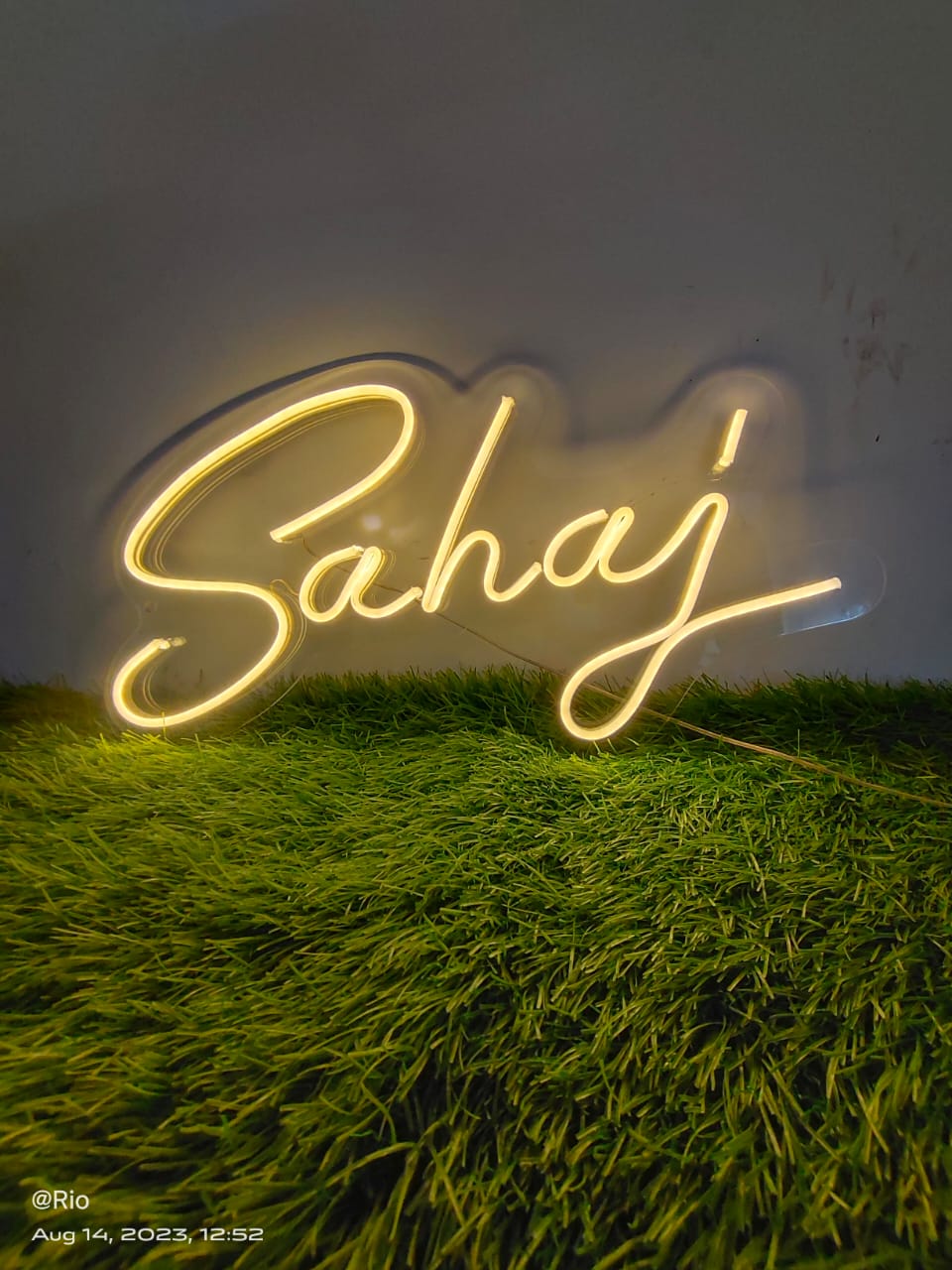 Customized Neon Light Frame With Name - Homely Arts