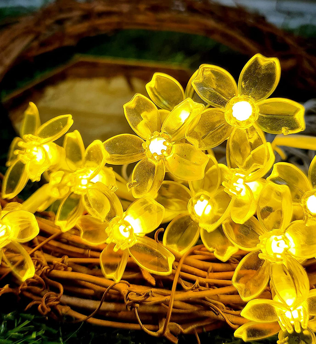 Silicone Blooming Flower Fairy String Lights (Yellow Bulbs) - Homely Arts